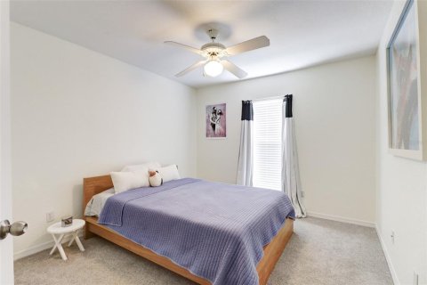 House in Tampa, Florida 4 bedrooms, 160.16 sq.m. № 1834824 - photo 27