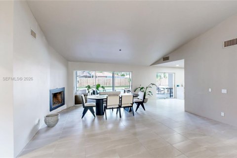 Casa en venta en Coral Springs, Florida, 3 dormitorios, 204.94 m2 № 2068811 - foto 16