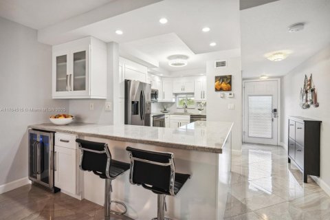 Copropriété à vendre à Pembroke Pines, Floride: 2 chambres, 108.7 m2 № 1936536 - photo 7