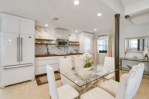 Villa ou maison à vendre à Stuart, Floride: 3 chambres, 159.05 m2 № 2431316 - photo 17