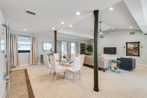 Villa ou maison à vendre à Stuart, Floride: 3 chambres, 159.05 m2 № 2431316 - photo 12