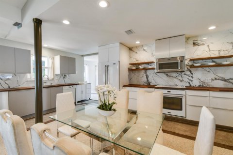 Villa ou maison à vendre à Stuart, Floride: 3 chambres, 159.05 m2 № 2431316 - photo 15