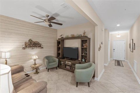 House in Winter Haven, Florida 2 bedrooms, 128.67 sq.m. № 1879158 - photo 4
