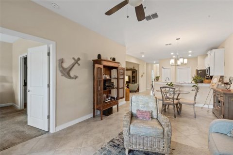 House in Winter Haven, Florida 2 bedrooms, 128.67 sq.m. № 1879158 - photo 14