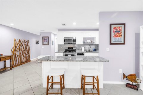 Copropriété à louer à Saint Petersburg, Floride: 1 chambre, 80.82 m2 № 1903862 - photo 8