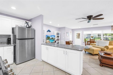 Copropriété à louer à Saint Petersburg, Floride: 1 chambre, 80.82 m2 № 1903862 - photo 7