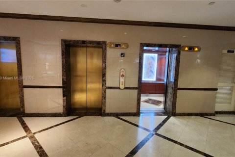 Condominio en alquiler en Aventura, Florida, 2 dormitorios, 102.56 m2 № 1840943 - foto 28