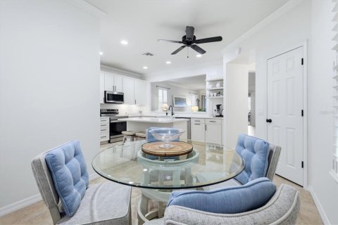 Villa ou maison à vendre à Venice, Floride: 2 chambres, 158.12 m2 № 2419143 - photo 16