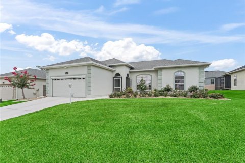 House in Summerfield, Florida 3 bedrooms, 156.73 sq.m. № 1795147 - photo 8