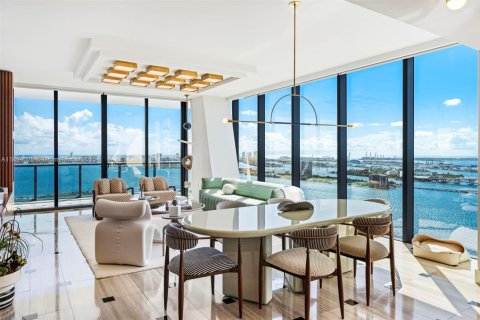 Condominio en venta en Miami, Florida, 4 dormitorios, 306.39 m2 № 1946051 - foto 12