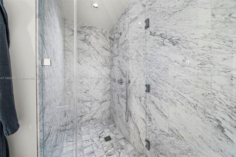 Condominio en venta en Miami, Florida, 4 dormitorios, 306.39 m2 № 1946051 - foto 23