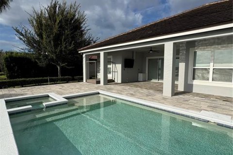 House in Winter Garden, Florida 4 bedrooms, 320.05 sq.m. № 2384395 - photo 22