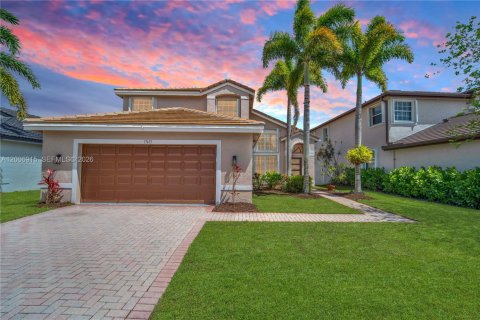Villa ou maison à Miramar, Floride 4 chambres, 205.59 m2 № 2090155