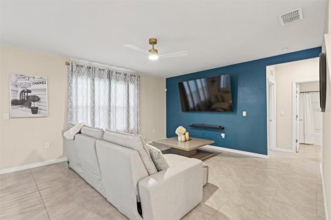 Villa ou maison à vendre à Lakeland, Floride: 4 chambres, 248.42 m2 № 2432789 - photo 14