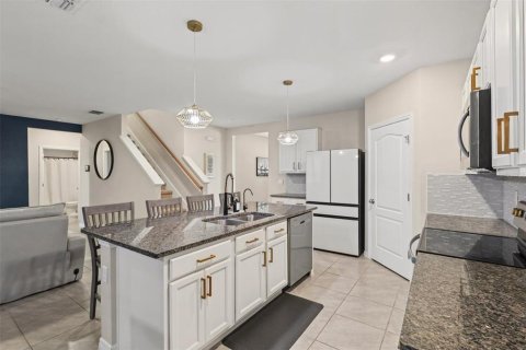 Villa ou maison à vendre à Lakeland, Floride: 4 chambres, 248.42 m2 № 2432789 - photo 11