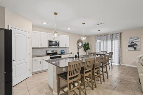 Villa ou maison à vendre à Lakeland, Floride: 4 chambres, 248.42 m2 № 2432789 - photo 8