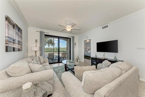 Condo in Bradenton, Florida, 2 bedrooms in LAKEWOOD NATIONAL  № 217456 - photo 5