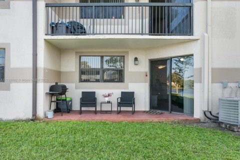 Condominio en venta en Sunrise, Florida, 1 dormitorio, 69.12 m2 № 1730797 - foto 7