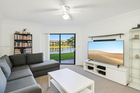 Condominio en venta en Sunrise, Florida, 1 dormitorio, 69.12 m2 № 1730797 - foto 1