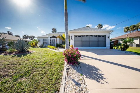 Villa ou maison à vendre à North Port, Floride: 3 chambres, 114.55 m2 № 1914254 - photo 1