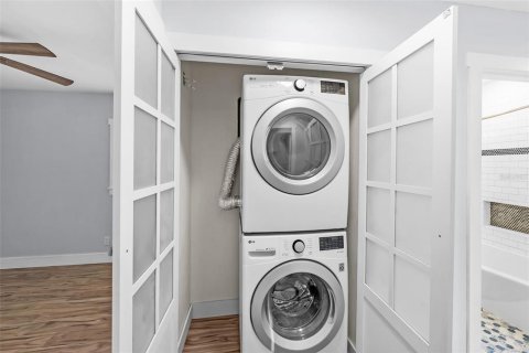 Купить виллу или дом в Тампа, Флорида 3 комнаты, 130.06м2, № 2150869 - фото 24