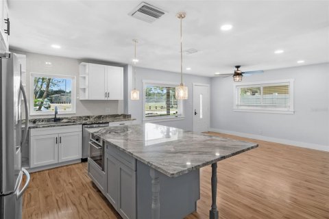 Купить виллу или дом в Тампа, Флорида 3 комнаты, 130.06м2, № 2150869 - фото 10