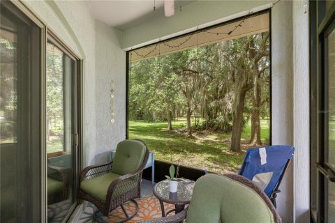 Condo in Ocala, Florida, 2 bedrooms № 2201524 - photo 9