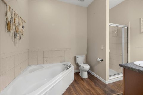 Condo in Ocala, Florida, 2 bedrooms № 2201524 - photo 14