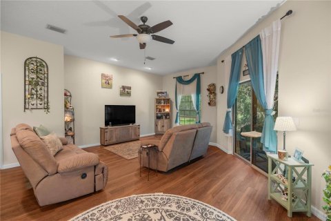 Condo in Ocala, Florida, 2 bedrooms № 2201524 - photo 10