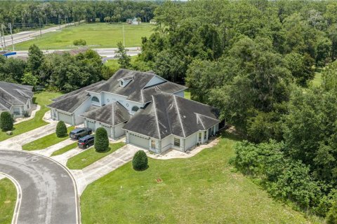 Condo in Ocala, Florida, 2 bedrooms № 2201524 - photo 6
