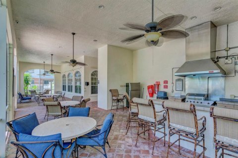 Condominio en alquiler en Palm Beach Gardens, Florida, 1 dormitorio, 78.6 m2 № 2087844 - foto 25