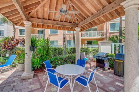 Condominio en alquiler en Palm Beach Gardens, Florida, 1 dormitorio, 78.6 m2 № 2087844 - foto 20