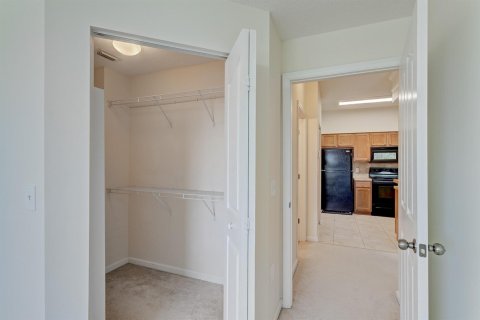 Condominio en alquiler en Palm Beach Gardens, Florida, 1 dormitorio, 78.6 m2 № 2087844 - foto 12