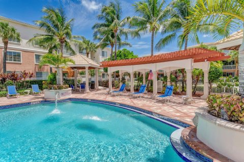 Condominio en alquiler en Palm Beach Gardens, Florida, 1 dormitorio, 78.6 m2 № 2087844 - foto 22