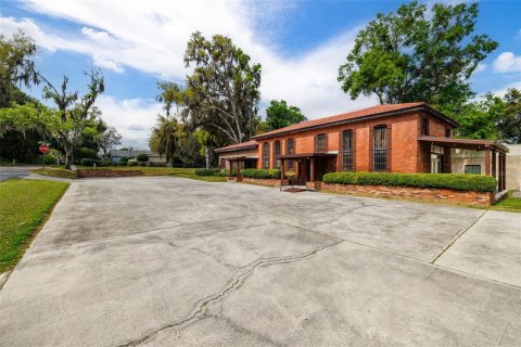 Immobilier commercial à vendre à Dade City, Floride: 307.69 m2 № 1842036 - photo 2