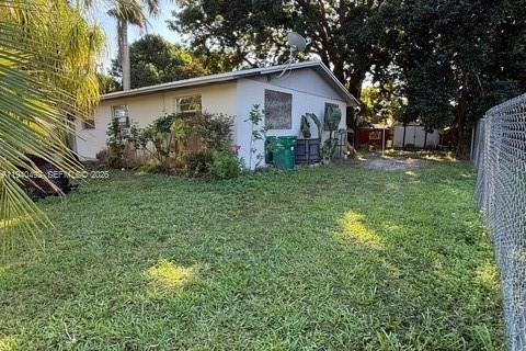 Купить виллу или дом в Флорида-Сити, Флорида 3 спальни, 104.05м2, № 1997692 - фото 4