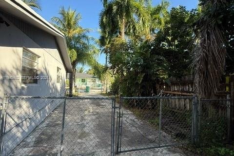 Купить виллу или дом в Флорида-Сити, Флорида 3 спальни, 104.05м2, № 1997692 - фото 8