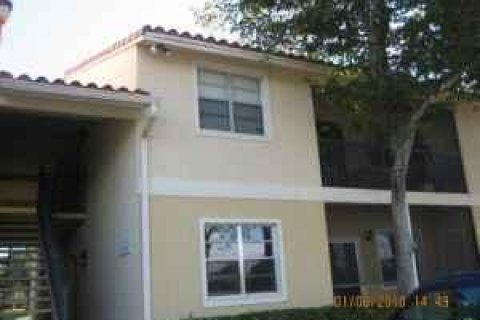 Copropriété à louer à Pompano Beach, Floride: 1 chambre, 72.93 m2 № 2180805 - photo 4