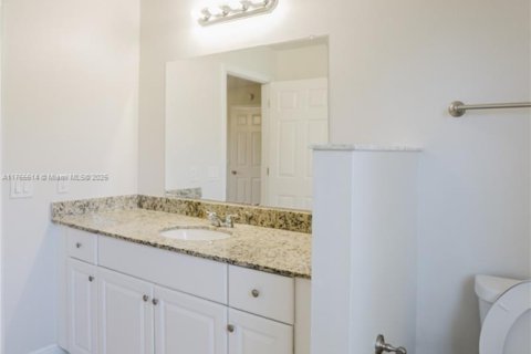 House in Port St. Lucie, Florida 3 bedrooms, 138.33 sq.m. № 1632947 - photo 20