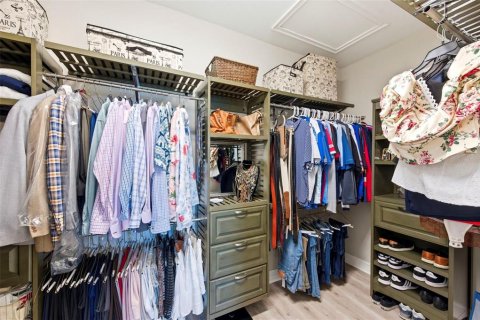 Купить виллу или дом в Уэсли-Чепел, Флорида 8 комнат, 272.95м2, № 2142274 - фото 27
