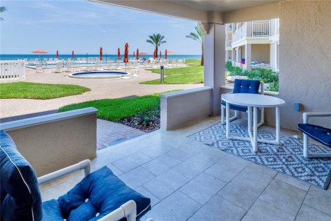 Condo in New Smyrna Beach, Florida, 2 bedrooms № 2217138 - photo 22