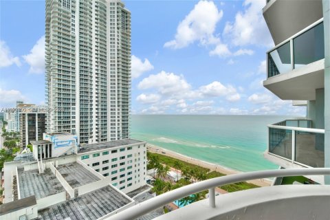 Copropriété à louer à Miami Beach, Floride: 2 chambres, 124.49 m2 № 1997074 - photo 16