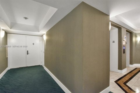 Copropriété à louer à Miami Beach, Floride: 2 chambres, 124.49 m2 № 1997074 - photo 7