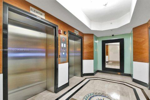 Copropriété à louer à Miami Beach, Floride: 2 chambres, 124.49 m2 № 1997074 - photo 6