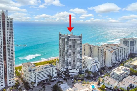 Copropriété à louer à Miami Beach, Floride: 2 chambres, 124.49 m2 № 1997074 - photo 3