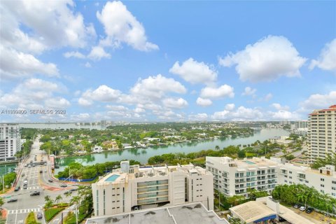 Copropriété à louer à Miami Beach, Floride: 2 chambres, 124.49 m2 № 1997074 - photo 15