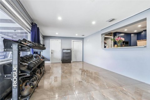 Casa en venta en Doral, Florida, 4 dormitorios, 256.69 m2 № 1975659 - foto 15