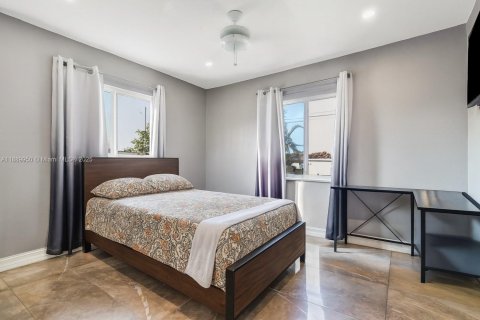 Casa en venta en Doral, Florida, 4 dormitorios, 256.69 m2 № 1975659 - foto 20