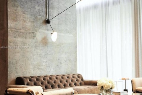 Condo in Miami, Florida, 1 bedroom  № 1998898 - photo 8