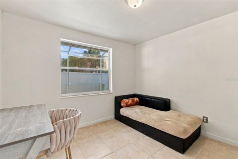 Casa en venta en Tampa, Florida, 4 dormitorios, 114.83 m2 № 2428956 - foto 30
